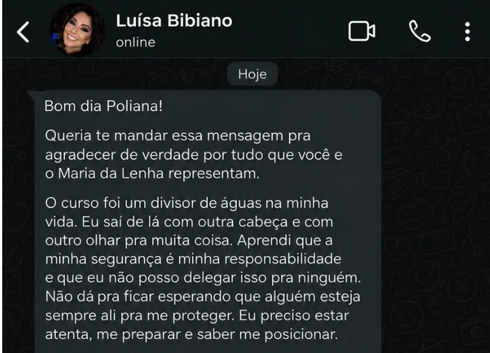 Mensagem de WhatsApp da aluna Luísa Bibiano dizendo que o curso foi um divisor de águas